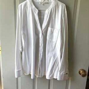 Women’s tunic style white blouse